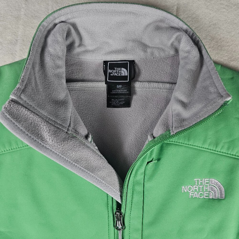 The North Face Apex Women's Full Zip Green Jacket - Size Small - Picture 4 of 7